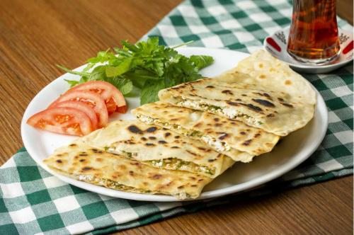  Peynirli Gözleme